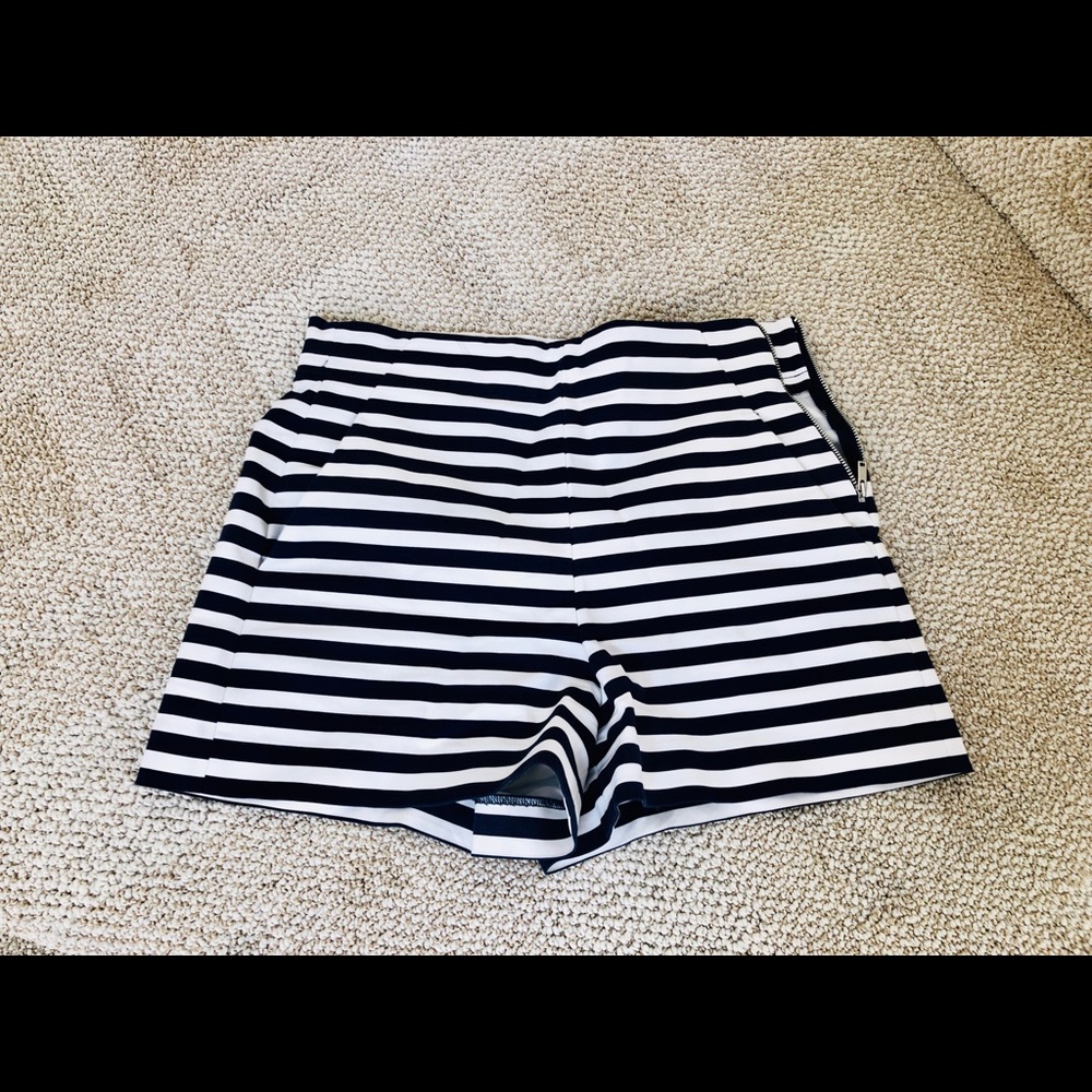 Zara marine shorts